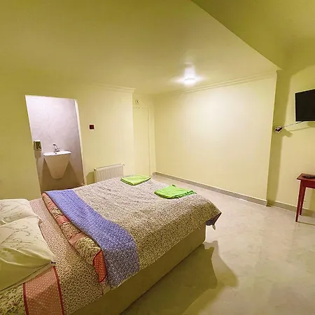Rueyam Отель 4*