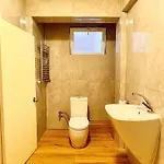 Rueyam Hotel 4*